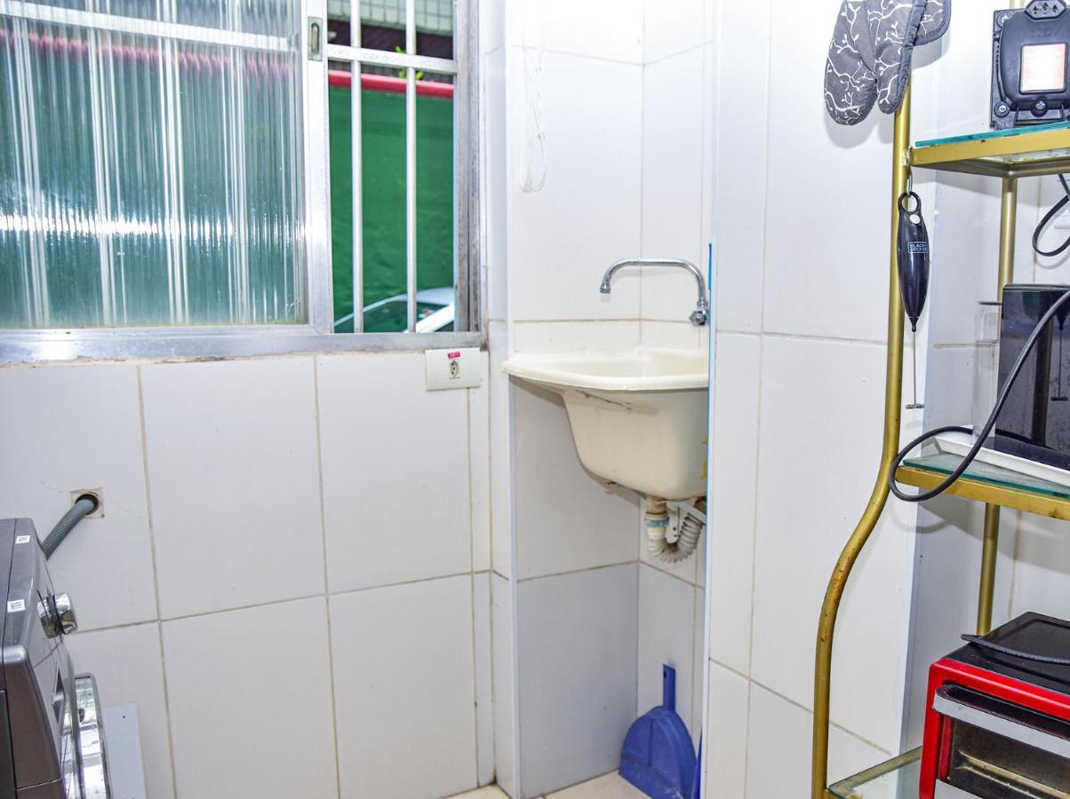 Charmoso Apto A Beira-Mar Com Wi-Fi Em Santos Sp Appartement Buitenkant foto